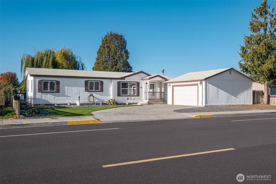 1060 Alder ST, Quincy, WA 98848