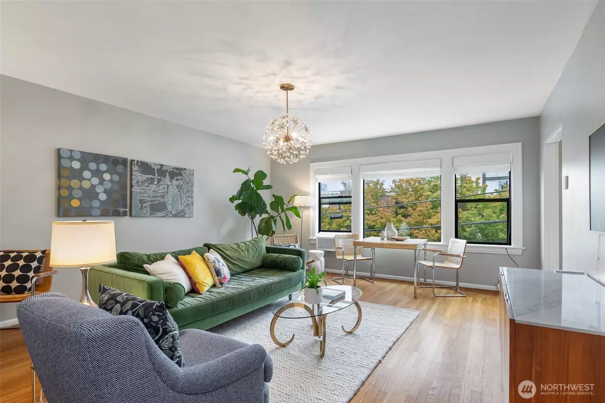 Seattle, WA 98122,1136 13th AVE #305