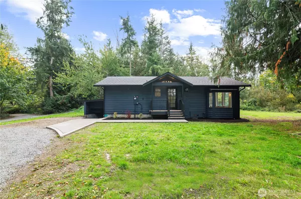 940 Hoppy Trail WAY, Camano Island, WA 98282