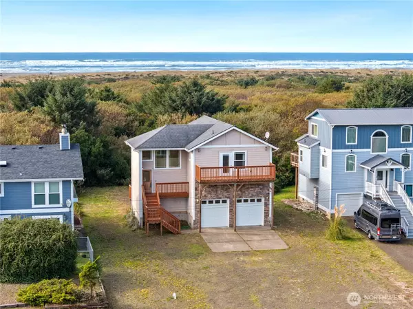 105 Sand Dune AVE NW, Ocean Shores, WA 98569