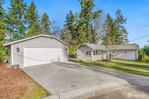 Shoreline, WA 98155,2482 NE 183rd LN