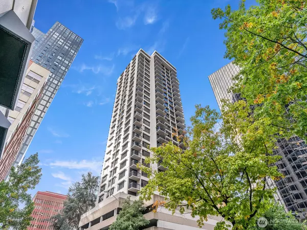 2100 3rd AVE #1803, Seattle, WA 98121
