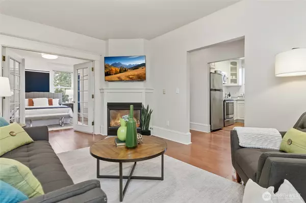 Seattle, WA 98103,3624 Whitman AVE N #4