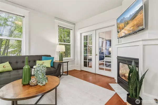 Seattle, WA 98103,3624 Whitman AVE N #4