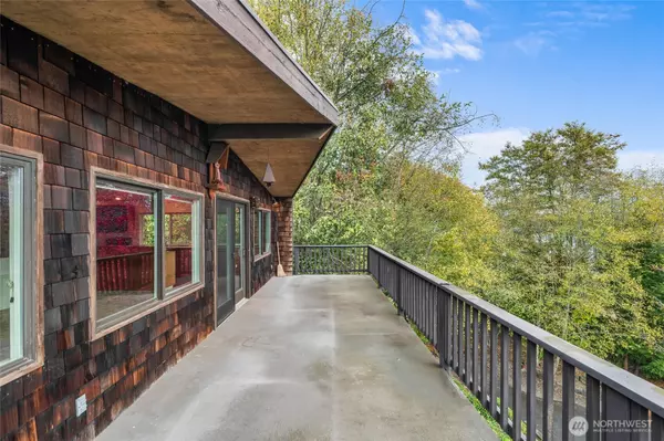 Olympia, WA 98502,920 Brawne AVE NW