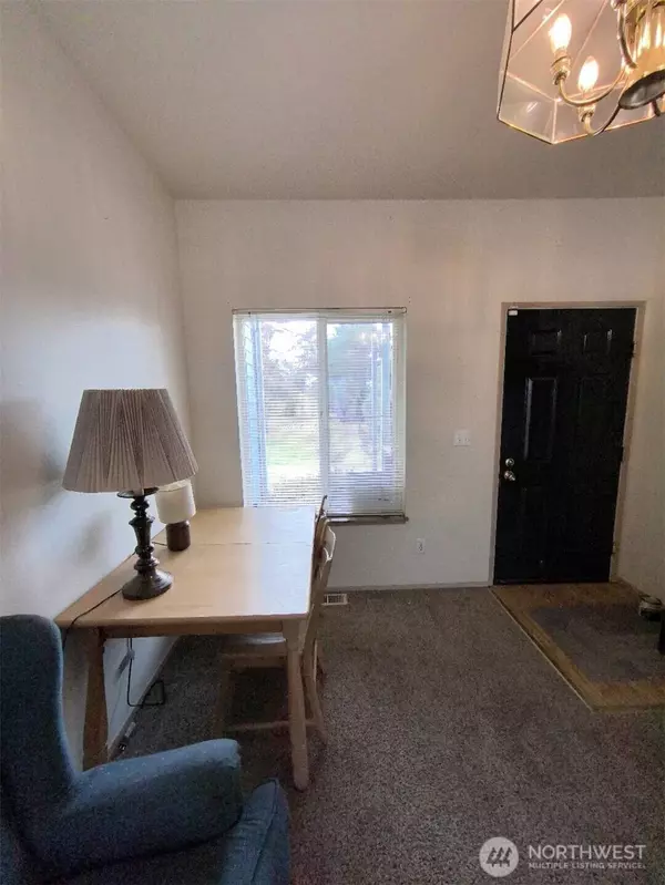 Lacey, WA 98513,6317 BARSTOW LN SE #8