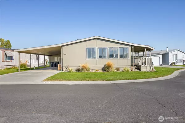 Moses Lake, WA 98837,2240 W Broadway AVE #225