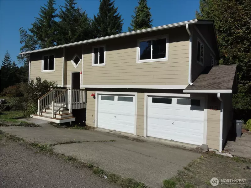 110 E Canyon View RD, Belfair, WA 98528