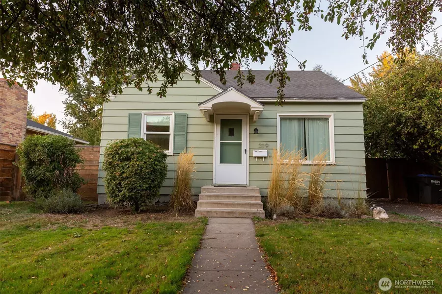 319 E Chestnut ST, Walla Walla, WA 99362