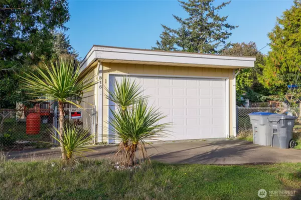 Westport, WA 98595,815 W Lee AVE