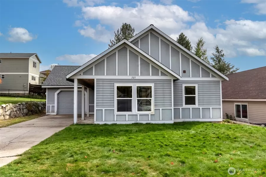205 Washington Street, Winthrop, WA 98862