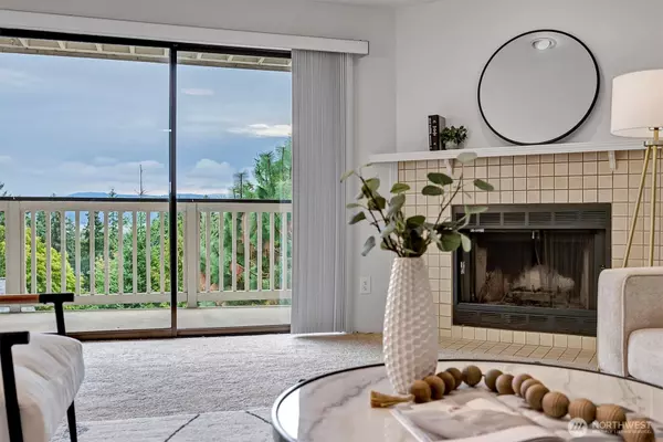 Bellevue, WA 98008,3410 161st CT SE #31