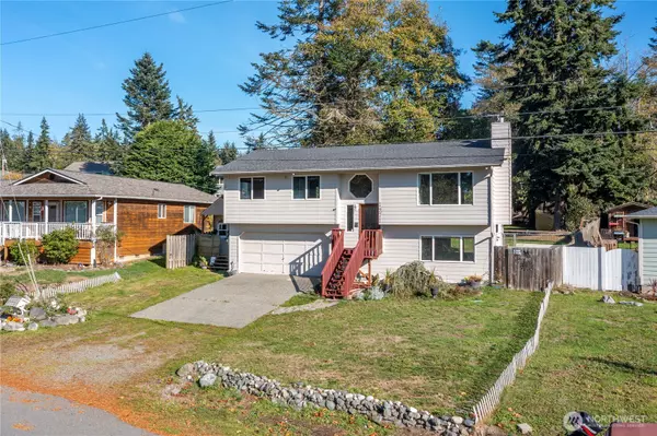 Coupeville, WA 98239,1271 Rickover DR