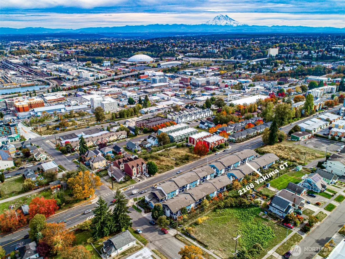 Tacoma, WA 98405,2168 Yakima CT