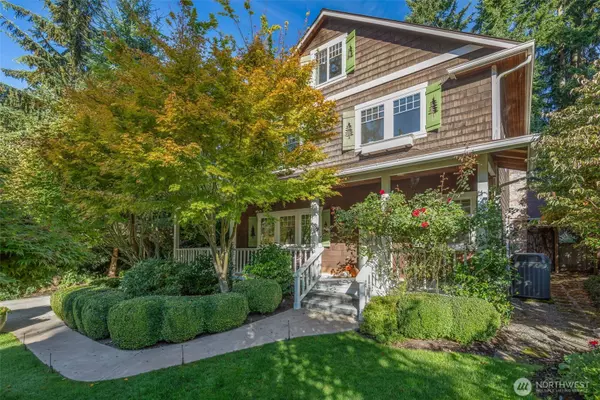 636 Janelle PL NW, Bainbridge Island, WA 98110