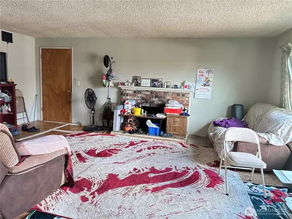 Seattle, WA 98118,6325 S Eddy CT