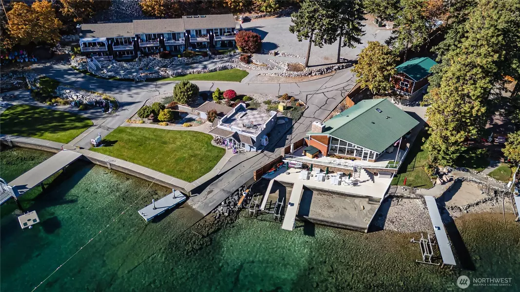 11415 S Lakeshore RD #17, Chelan, WA 98816