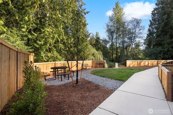 Lynnwood, WA 98036,19505 Damson RD #C3
