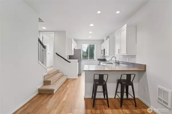 Mountlake Terrace, WA 98043,21309 48th AVE W #A3