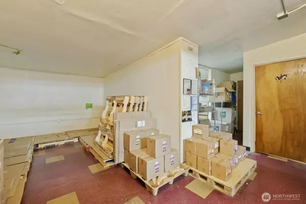 Seattle, WA 98103,9716 Greenwood AVE N