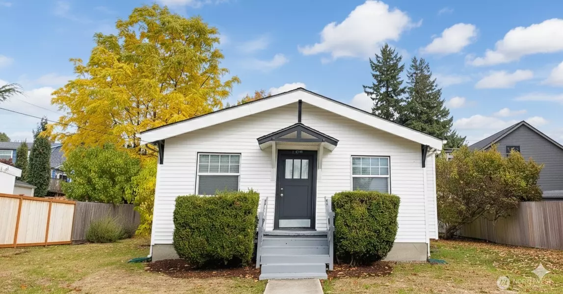 11044 1st AVE NW, Seattle, WA 98177