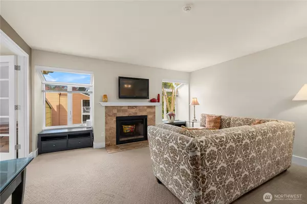 15824 NE Leary WAY #5-301, Redmond, WA 98052