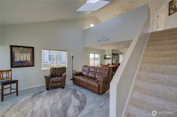 Long Beach, WA 98631,154 28th ST NW