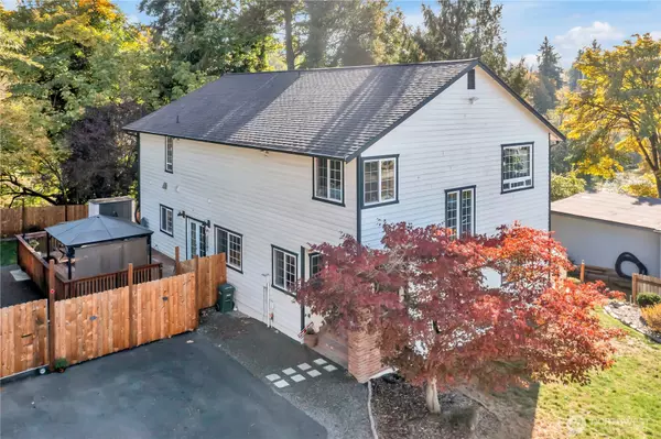 204 5th AVE, Milton, WA 98354