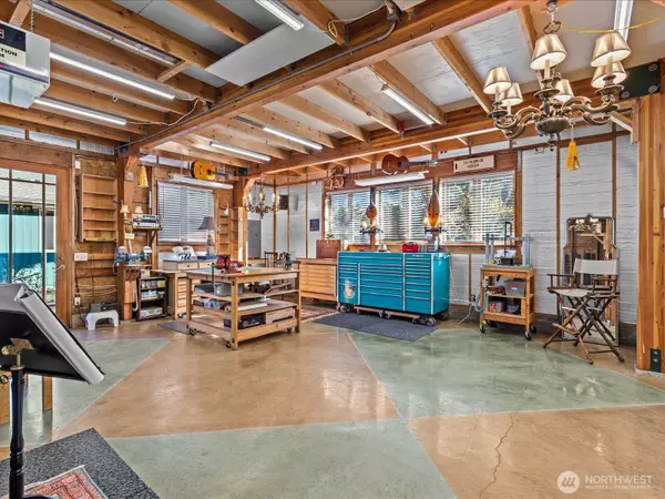 Seattle, WA 98103,8745 Evanston AVE N