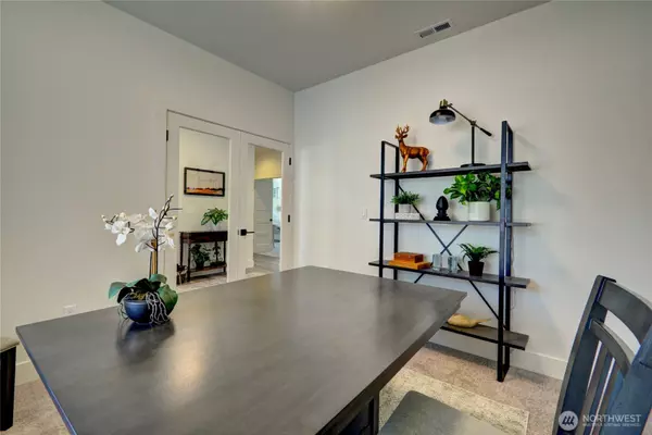 Arlington, WA 98223,26807 3rd AVE NE