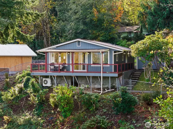 108 Lake Terrace DR, Mossyrock, WA 98564