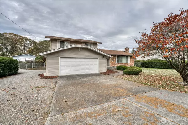 3321 88th ST S, Lakewood, WA 98499