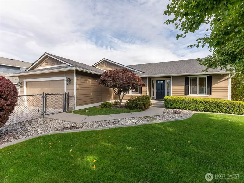 2813 Cascade Ridge, East Wenatchee, WA 98802