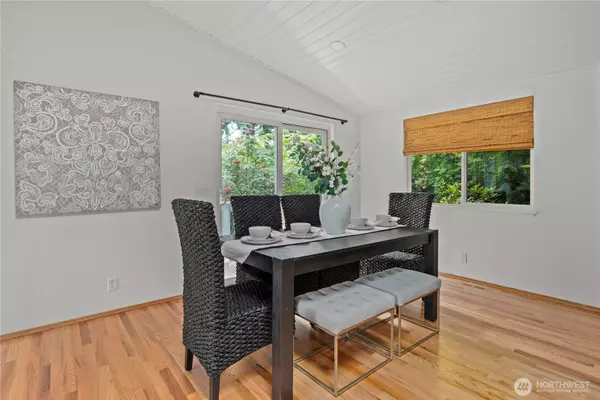 Edmonds, WA 98026,8732 209th PL SW