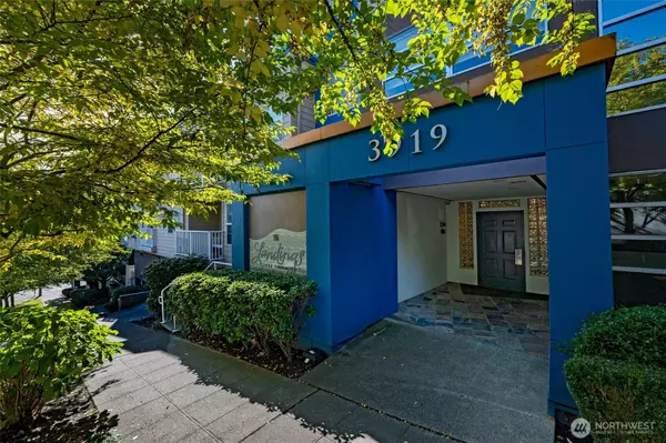 3919 Latona AVE NE #307, Seattle, WA 98103