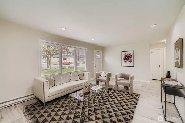 Everett, WA 98201,2408 6th ST