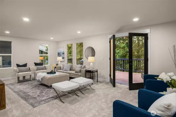 Issaquah, WA 98027,775 Highwood DR SW