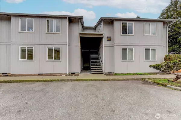 1601 Maple Lane #B1, Kent, WA 98030