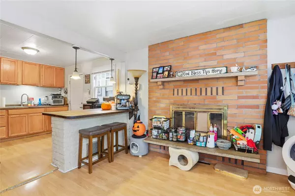 Bremerton, WA 98337,2013 11th ST