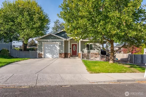 Moses Lake, WA 98837,1102 S Ashley WAY