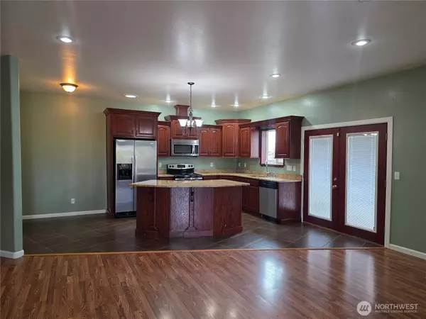 Moses Lake, WA 98837,1102 S Ashley WAY