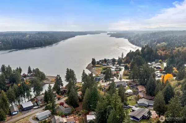 Grapeview, WA 98546,411 E Madrona Pkwy