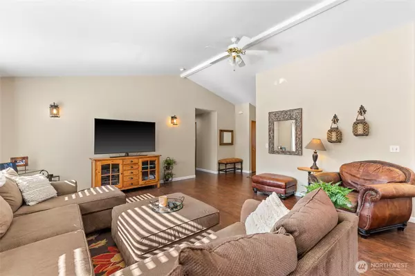 Wenatchee, WA 98801,1827 Dorner PL