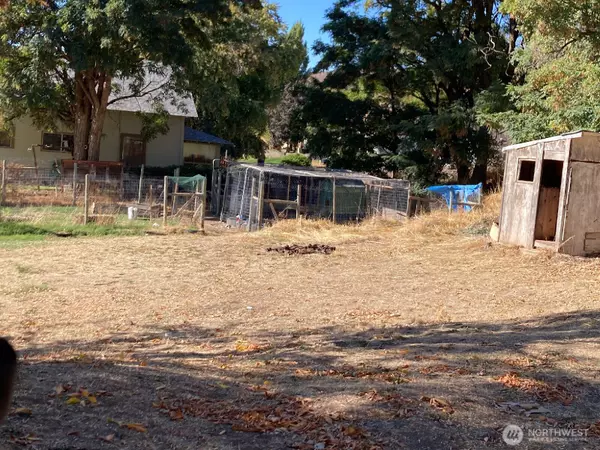 Dayton, WA 99328,611 N Front ST