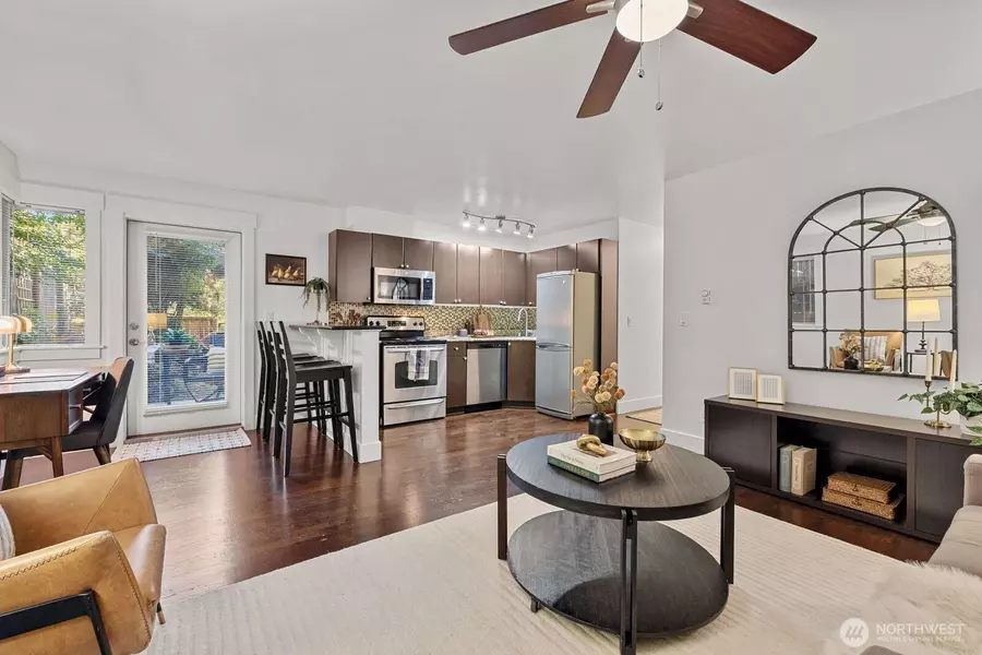 120 NW 39th ST #106, Seattle, WA 98107