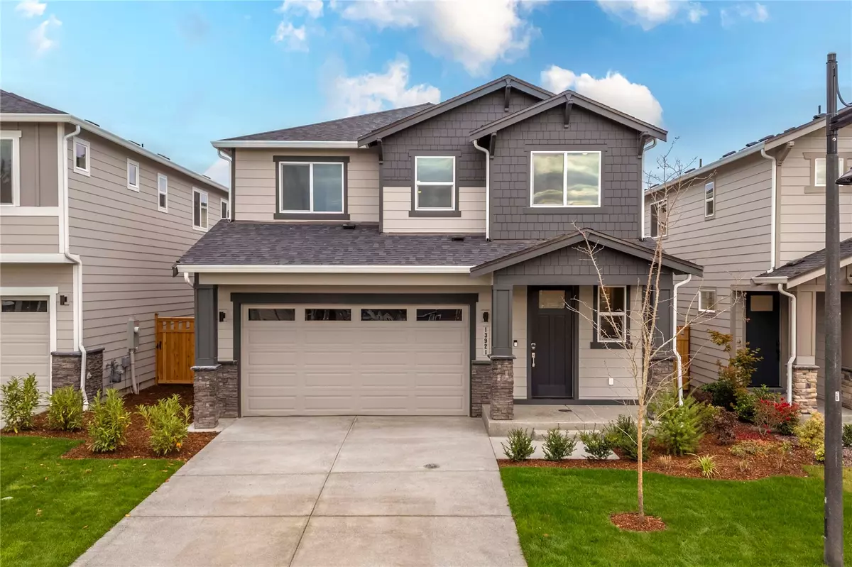 Puyallup, WA 98374,13921 178th Street Ct E