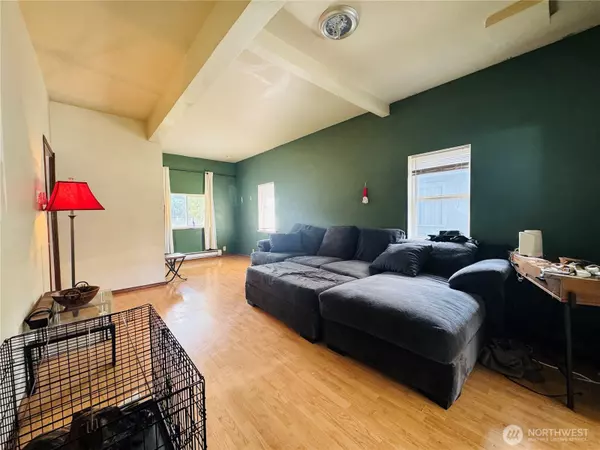 Tacoma, WA 98404,1829 E Morton ST