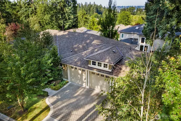 Kirkland, WA 98033,10905 102nd AVE NE