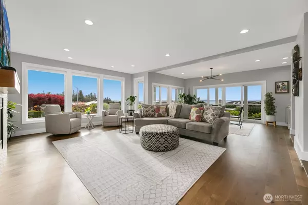 Edmonds, WA 98026,6625 136th PL SW