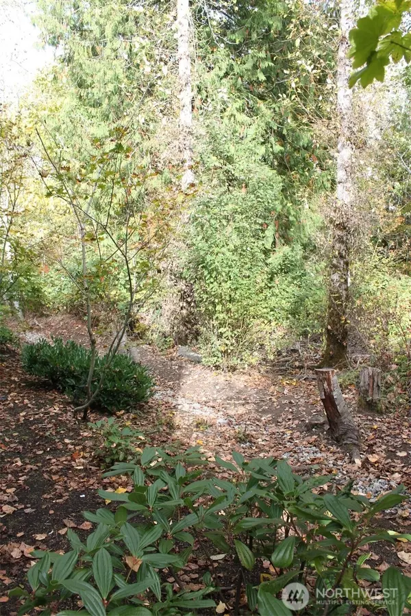 Sammamish, WA 98074,538 241st LN SE